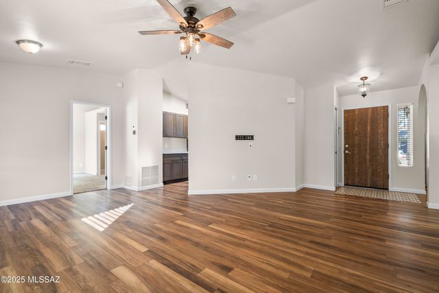 2785 W Grandbrook Street, Tucson, AZ 85741