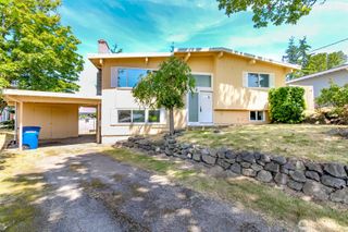 24700 21st Ave S, Des Moines, WA 98189
