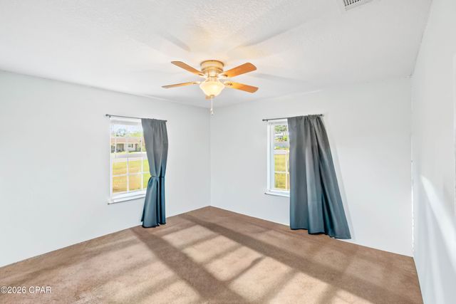 4966 Redwood Drive, Marianna, FL 32446