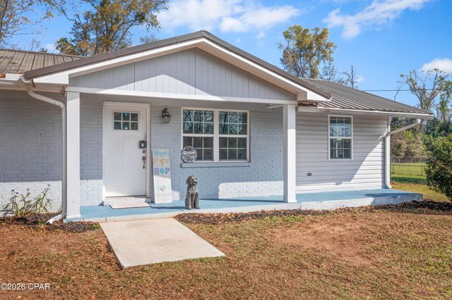 4966 Redwood Drive, Marianna, FL 32446