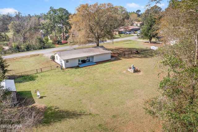 4966 Redwood Drive, Marianna, FL 32446