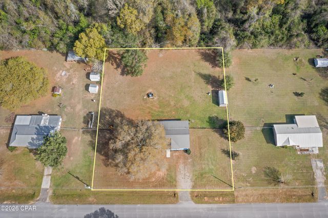 4966 Redwood Drive, Marianna, FL 32446