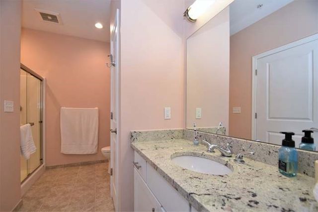 855 Main 33, Woburn, MA 01801