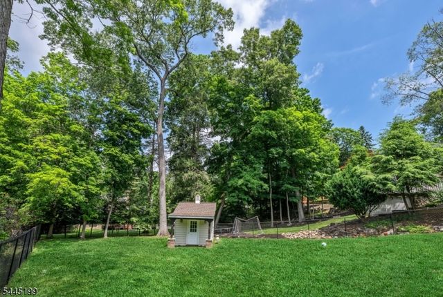 31 Osceola Rd, Wayne Twp., NJ 07470