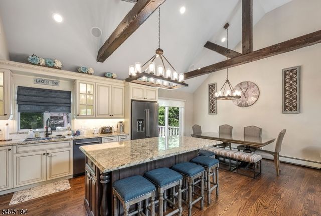 31 Osceola Rd, Wayne Twp., NJ 07470