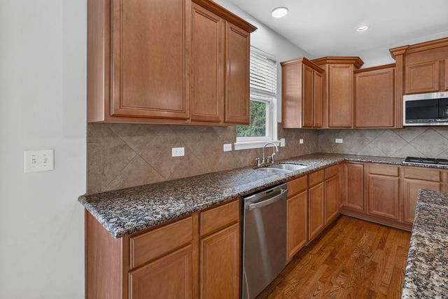 16055 Selfridge Circle, Plainfield, IL 60586