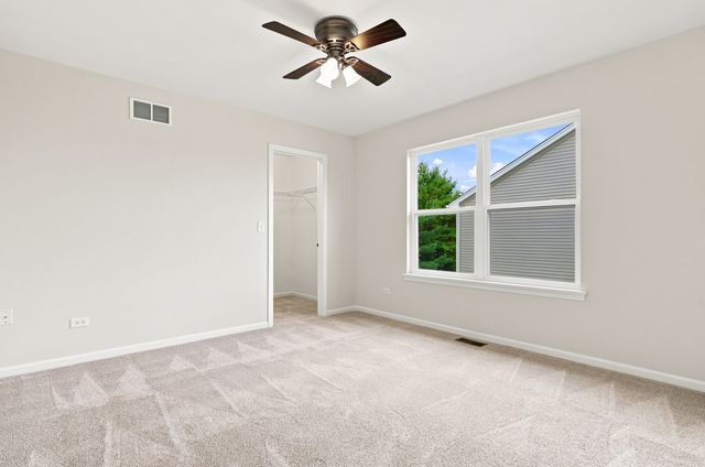 16055 Selfridge Circle, Plainfield, IL 60586