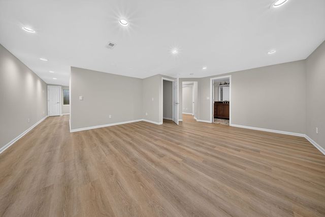 16055 Selfridge Circle, Plainfield, IL 60586