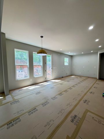 7608 Watercrest Drive, Harrison, TN 37341