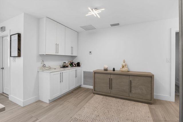 658 NW 7th Avenue, Boca Raton, FL 33486