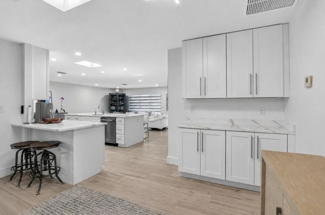 658 NW 7th Avenue, Boca Raton, FL 33486