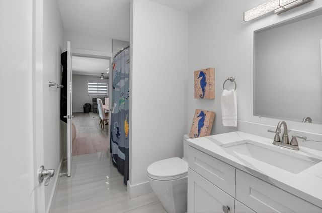 658 NW 7th Avenue, Boca Raton, FL 33486