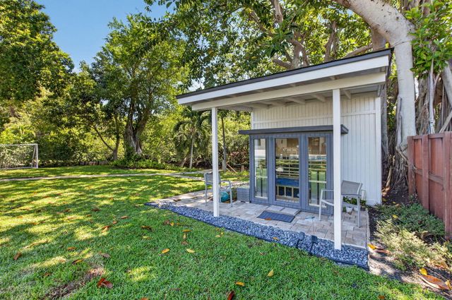 658 NW 7th Avenue, Boca Raton, FL 33486