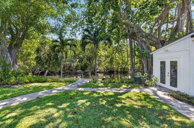 658 NW 7th Avenue, Boca Raton, FL 33486