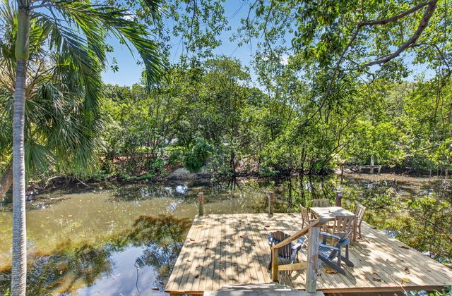 658 NW 7th Avenue, Boca Raton, FL 33486