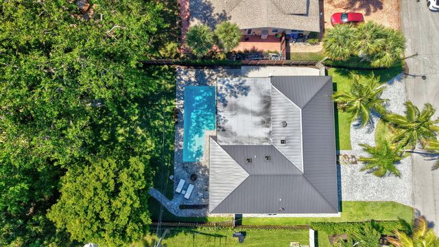 658 NW 7th Avenue, Boca Raton, FL 33486