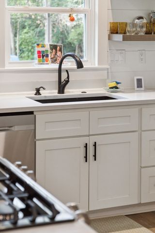 31 Farmfield Avenue, Charleston, SC 29407