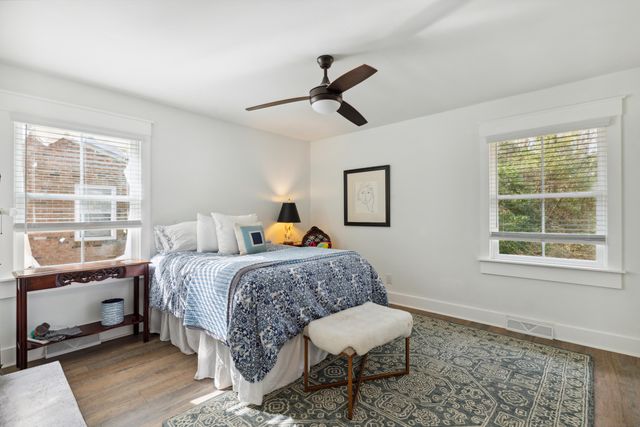 31 Farmfield Avenue, Charleston, SC 29407