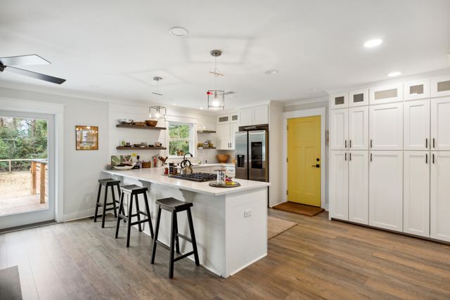 31 Farmfield Avenue, Charleston, SC 29407