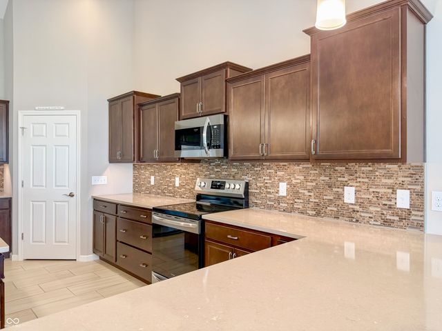 817 Detford Street, Lebanon, IN 46052