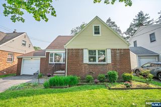 11 Newman Avenue, Nutley, NJ 07110
