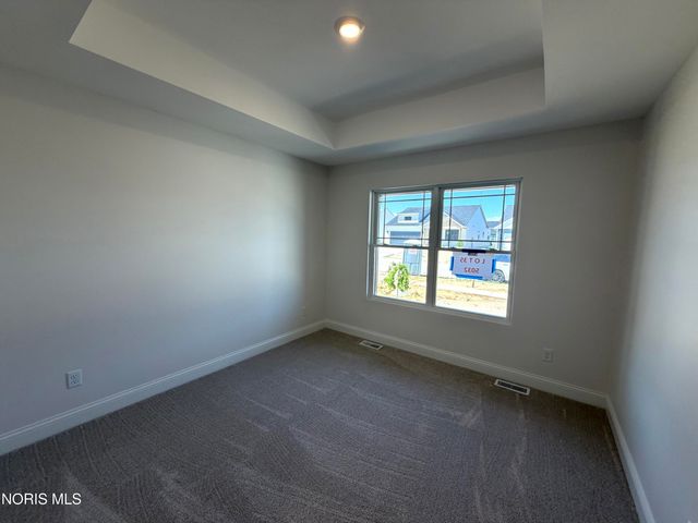 5032 Easton Drive, Oregon, OH 43616