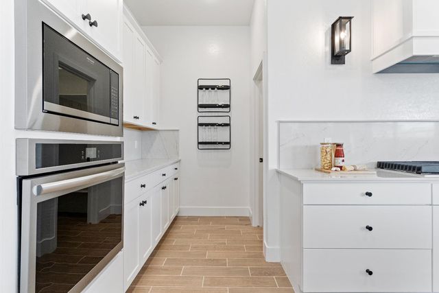 856 Traverse Drive S, Madera, CA 93636