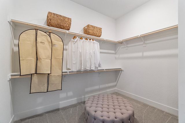 856 Traverse Drive S, Madera, CA 93636