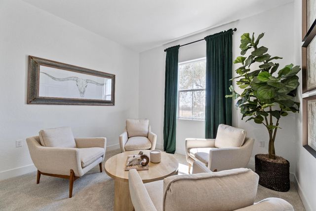 856 Traverse Drive S, Madera, CA 93636