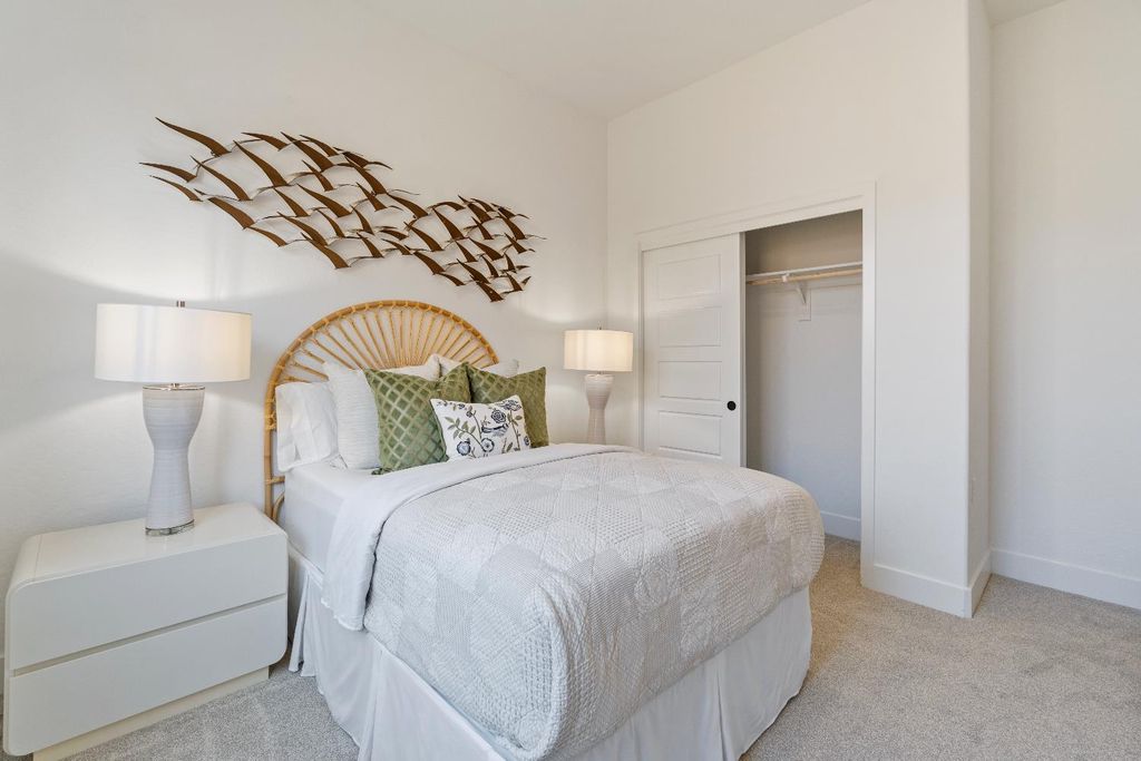 Image 25 of property listing at 856 Traverse Drive S, Madera, CA 93636