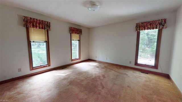 4859 Rosewell DR, Gloucester, VA 23061