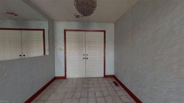 4859 Rosewell DR, Gloucester, VA 23061