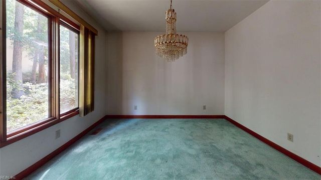 4859 Rosewell DR, Gloucester, VA 23061