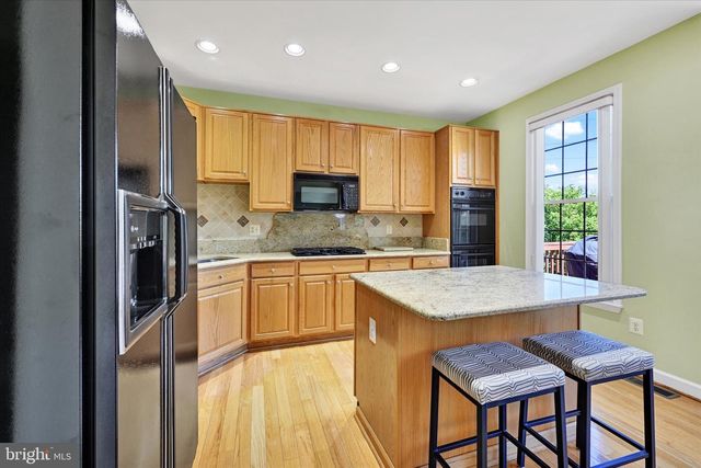 8332 GOVERNOR GRAYSON WAY, Ellicott City, MD 21043