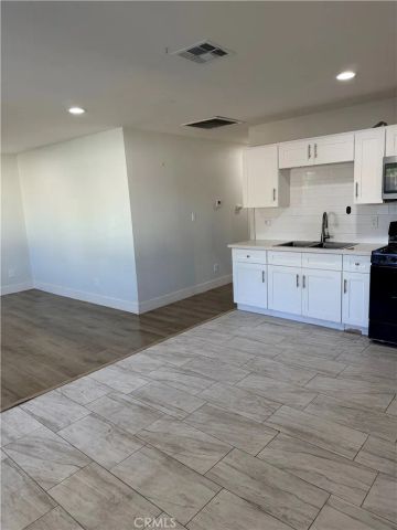 1554 W 7th St, San Bernardino, CA 92411