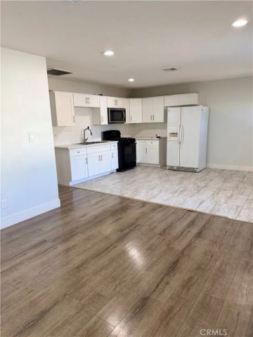 1554 W 7th St, San Bernardino, CA 92411