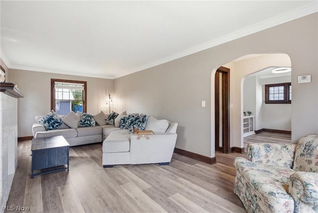 323 Denison Avenue, Elyria, OH 44035