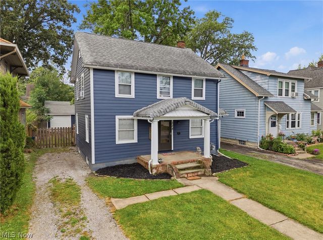 323 Denison Avenue, Elyria, OH 44035