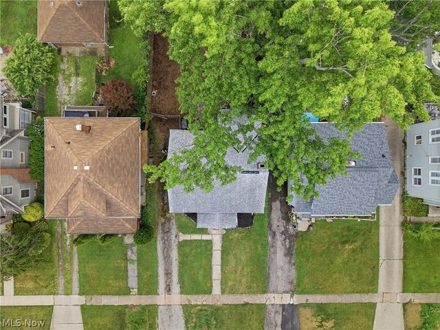 323 Denison Avenue, Elyria, OH 44035