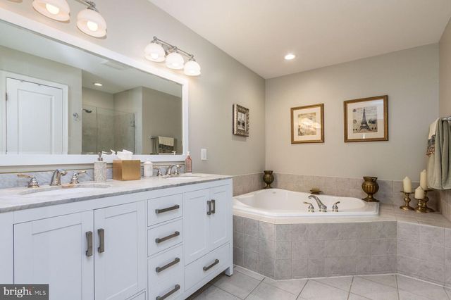 13 ADDISON CT, Doylestown, PA 18901