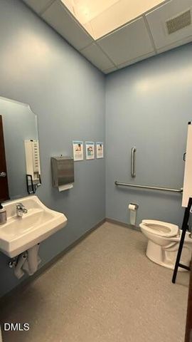 1831 Lake Pine Drive Suite 101, Cary, NC 27511