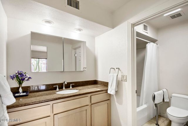 3029 E Claremont Avenue, Phoenix, AZ 85016