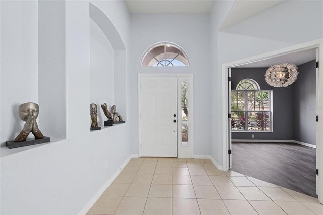 5229 CLOVER MIST DRIVE, Apollo Beach, FL 33572