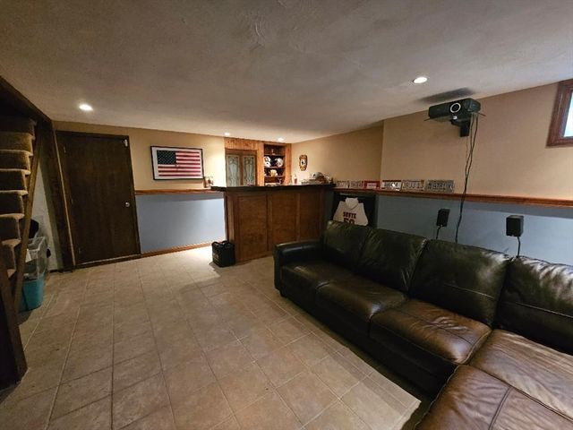 22 Casablanca Ct 22, Haverhill, MA 01832