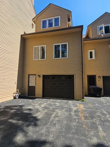 22 Casablanca Ct 22, Haverhill, MA 01832
