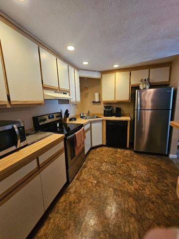 22 Casablanca Ct 22, Haverhill, MA 01832
