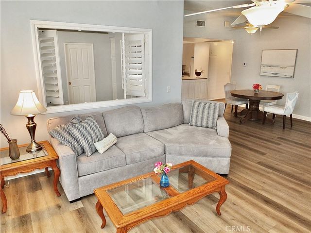 1560 Homewood Road 114-L, Seal Beach, CA 90740