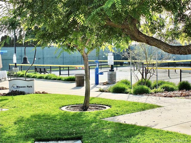 1560 Homewood Road 114-L, Seal Beach, CA 90740