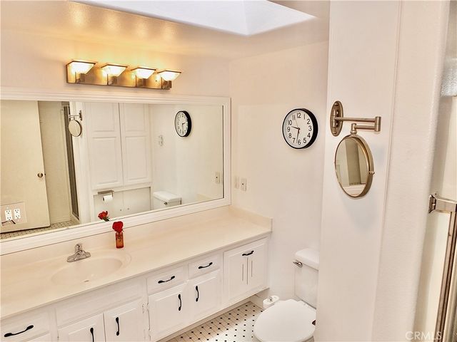 1560 Homewood Road 114-L, Seal Beach, CA 90740