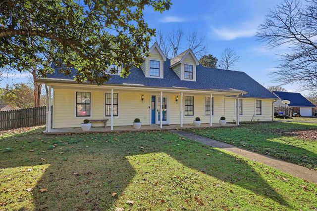 1 Manchester Drive, Conway, AR 72034